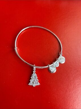 Alex and Ani Silver Christmas Tree Charm Bangle Bracelet nwob